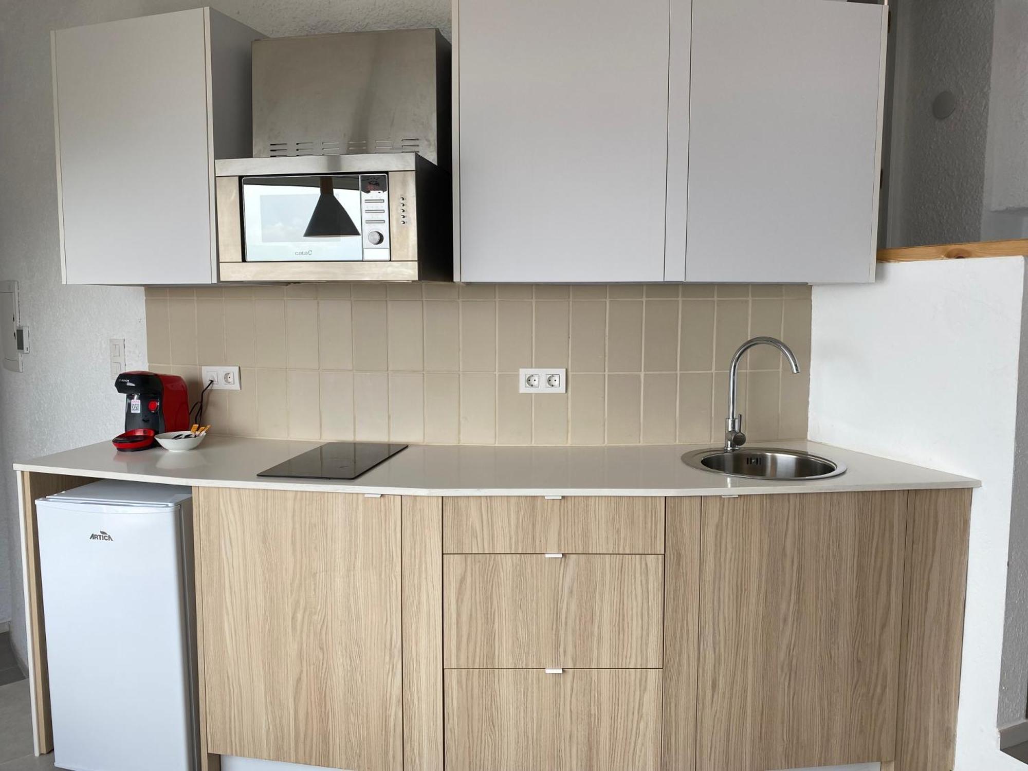 Agi Castell Mar Apartment โรเซส ภายนอก รูปภาพ